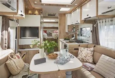 BagSlim en camping-car et van : comment optimiser le rangement vêtements en itinérance - BagSlim